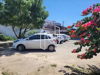  Casa pra venda proxima a UEFS 