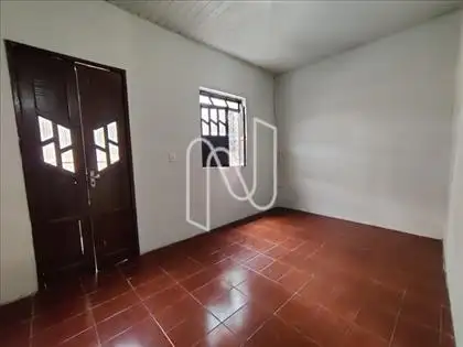 Casa pra venda ou aluguel em Feira de Santana
