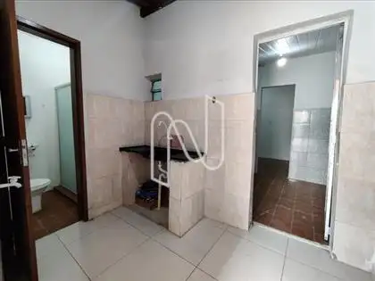 Casa pra venda ou aluguel em Feira de Santana