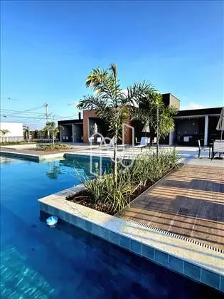  Casa pra venda no condomínio Haute 