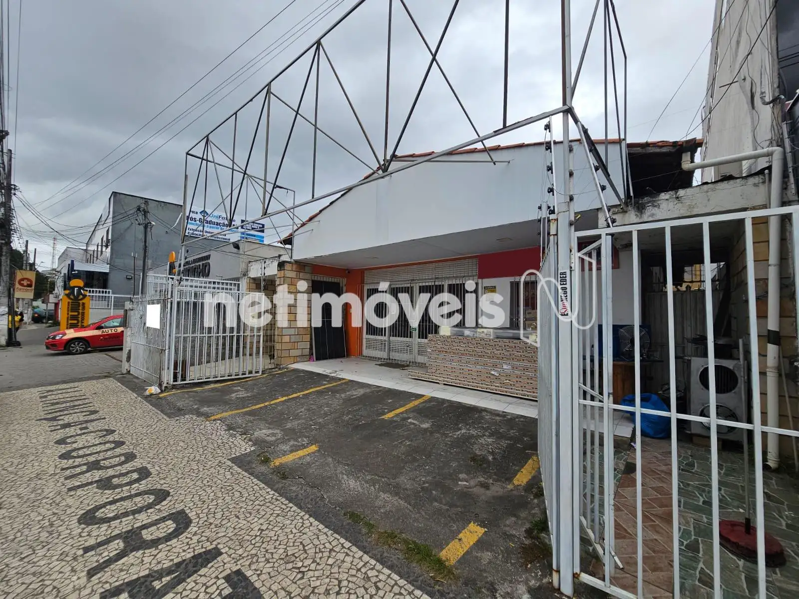 Casa pra venda no Centro de Feira de Santana 