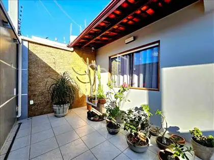  Casa pra venda em Feira de Santana