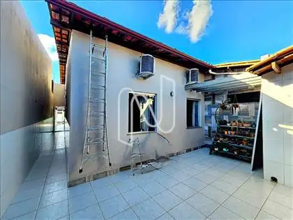  Casa pra venda em Feira de Santana