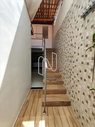 Área de ventilação e acesso escada 1° andar