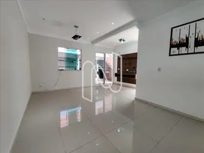  Sala de Estar Jantar e Televisão