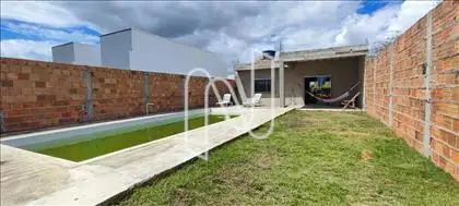  Casa com Piscina venda Parque Universitário