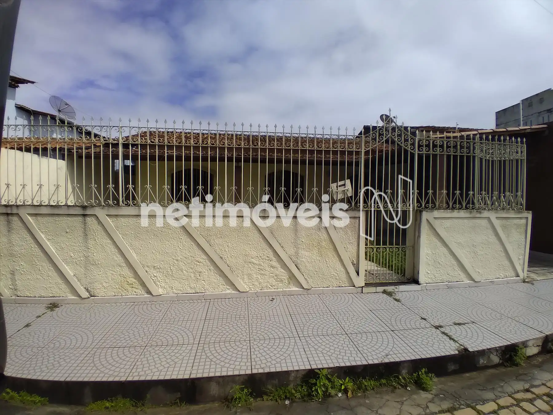  Casa pra venda em Feira de Santana