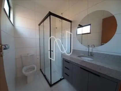  Casa no Lantai venda ou aluguel 