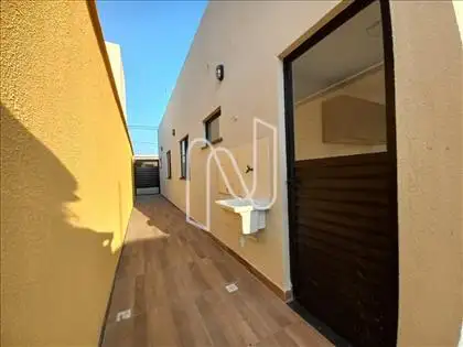  Casa no Lantai venda ou aluguel 