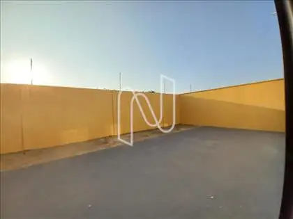  Casa no Lantai venda ou aluguel 