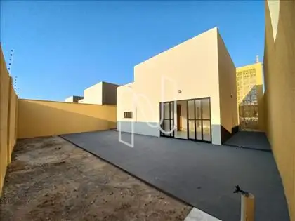  Casa no Lantai venda ou aluguel 