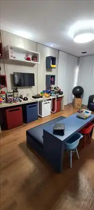 Casa mobiliada em condominio de campo 