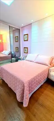 Casa mobiliada em condominio de campo 