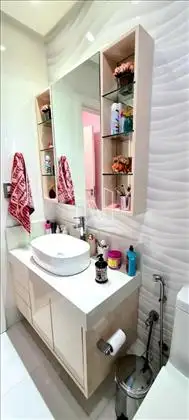 Casa mobiliada em condominio de campo 