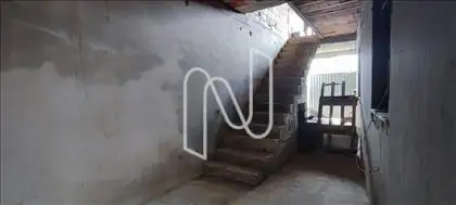  Área de Circulação e escada acesso 1° andar