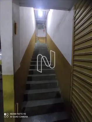 Ponto Comercial co Escada Acesso ao mezanino