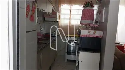 Cozinha com armários - 2 