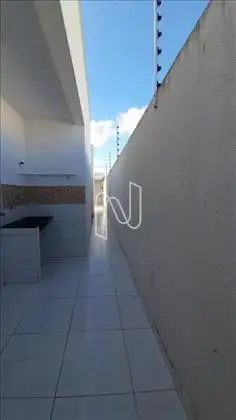 Casa 2Q com suíte no bairro Mangabeira 