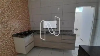 Casa 2Q com suíte no bairro Mangabeira 