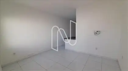 Casa 2Q com suíte no bairro Mangabeira 