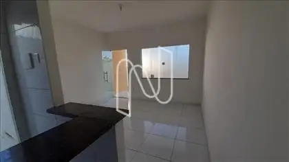 Casa 2Q com suíte no bairro Mangabeira 