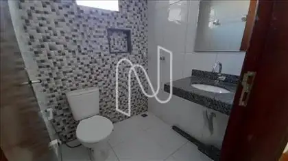 Casa 2Q com suíte no bairro Mangabeira 