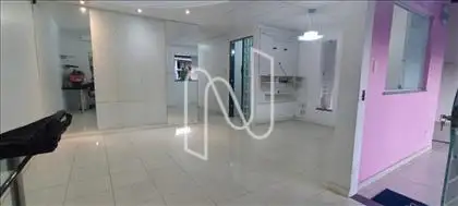  Sala de Estar e Televisão