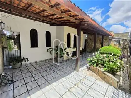  Casa 200 m2 para alugar em Feira de Santana 