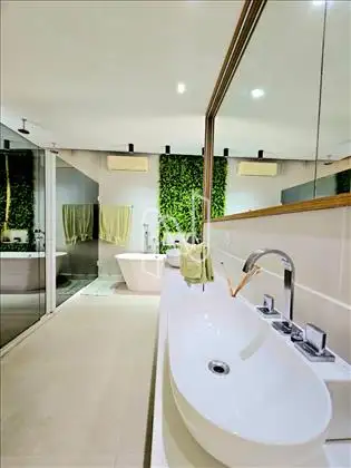   Casa de Alto Padrão no Residencial Bangalay
