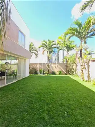   Casa de Alto Padrão no Residencial Bangalay