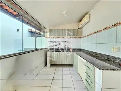  Casa pra venda em Garden Ville 