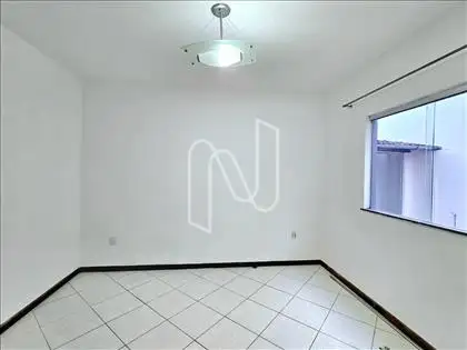  Casa pra venda em Garden Ville 