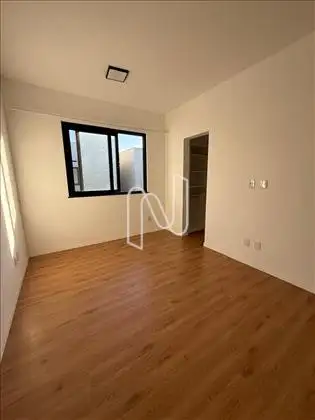   Casa pra alugar em Esmeralda Leste