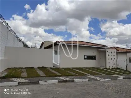 Casa pra venda em condominio fechado 