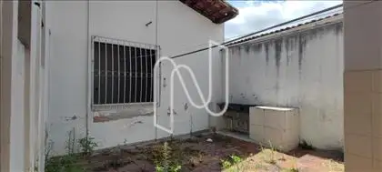   Casa e Prédio a Venda bairro Brasilia 