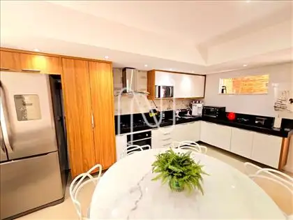 Casa no Residencial Maya