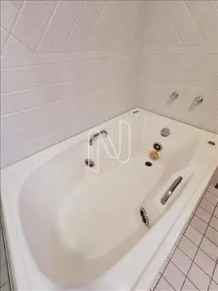 Apartamento á venda, bairro Santa Mônica 
