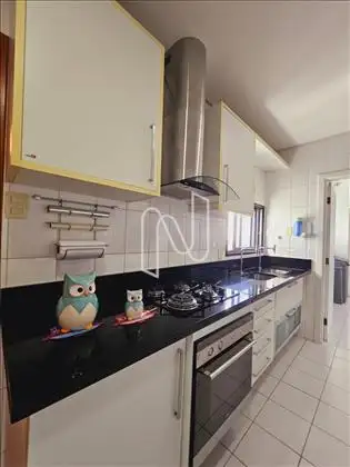 Apartamento á venda, bairro Santa Mônica 