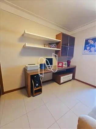 Apartamento á venda, bairro Santa Mônica 