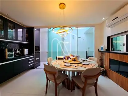  Casa no Condomínio Morada Fraga Maia 