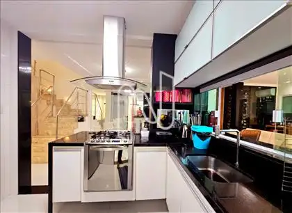   Casa no Condomínio Morada Fraga Maia
