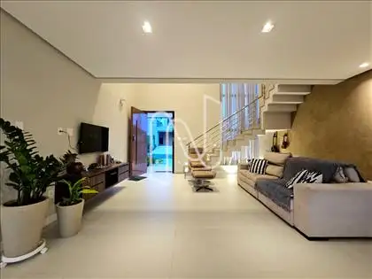  Casa Alto Padrão a Venda 4 Suítes Papagaio