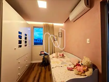  Casa Alto Padrão a Venda 4 Suítes Papagaio