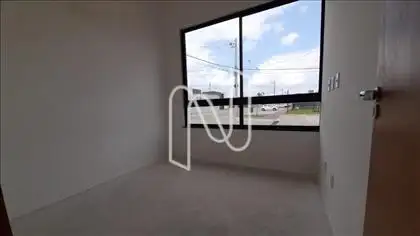  Casa pra venda de esquina no Mangata 