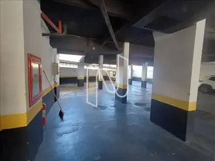 garagem coberta 