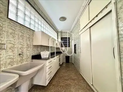 Área de serviço - 1 andar 