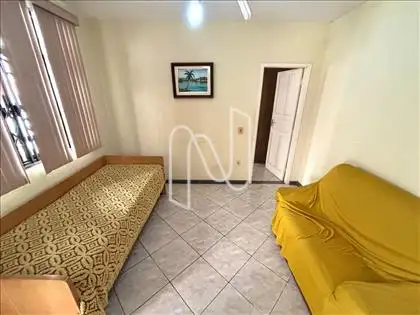 Sala da casa auxiliar 
