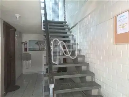 são 2 lances de escada