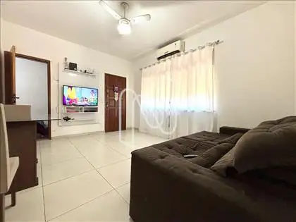Sala com sala de Jantar 