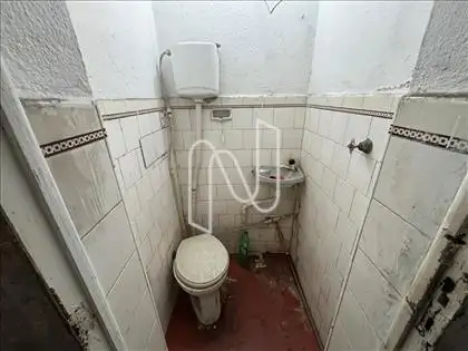 banheiro da loja rua Jari 